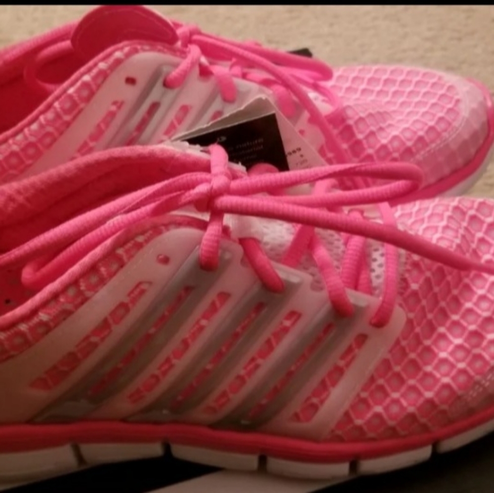 Pink women shoes
